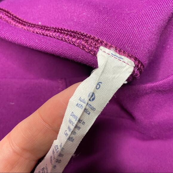 RARE Lululemon Mesh Side, Criss Cross Design Tights - Picture 6 of 8